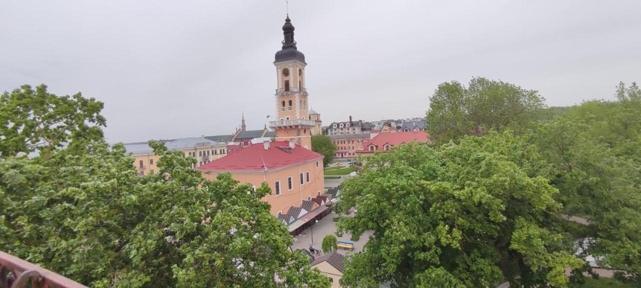 Апартаменти - Історія З Вікна 카미야네치포딜시키 외부 사진
