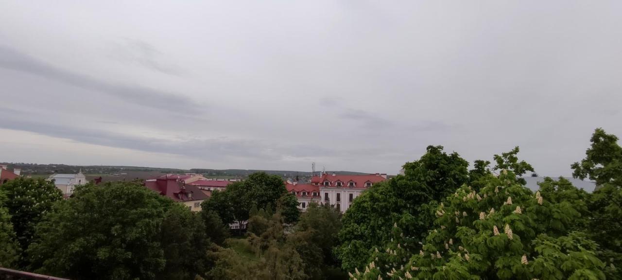 Апартаменти - Історія З Вікна 카미야네치포딜시키 외부 사진