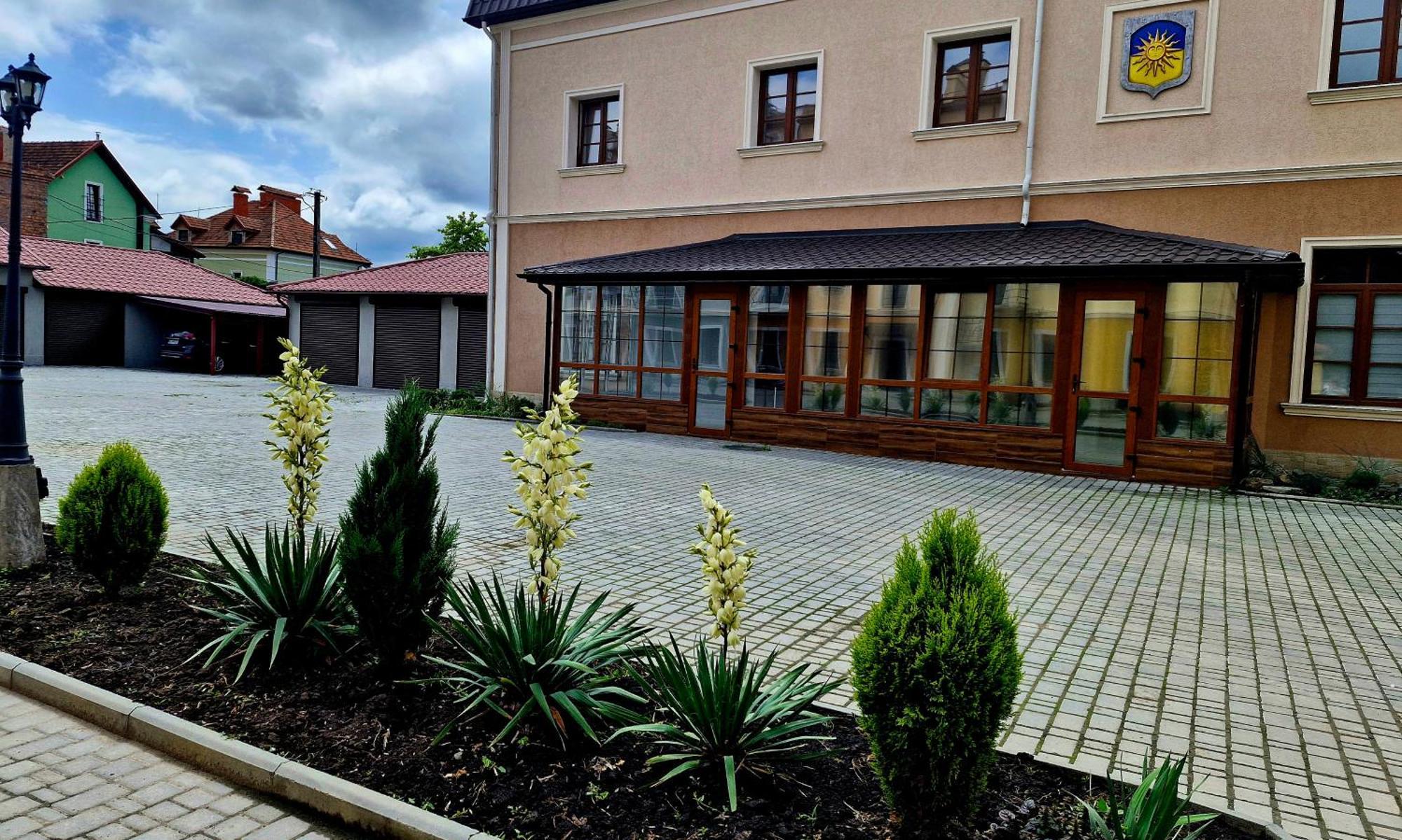 Апартаменти - Історія З Вікна 카미야네치포딜시키 외부 사진